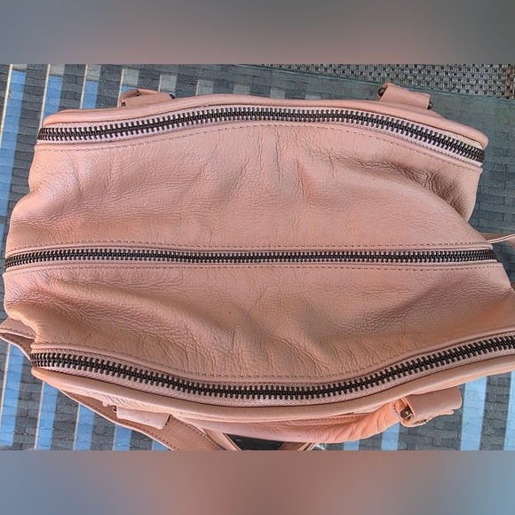 Wanderer "The Bordeaux Handbag" In Blush - Like New - Picture 7 of 15